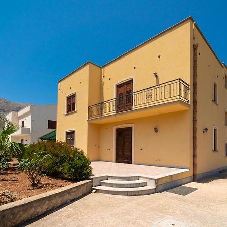 Perla Di Mare Appartamenti Castelluzzo Exteriér fotografie