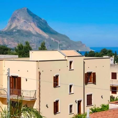 Perla Di Mare Appartamenti Castelluzzo Exteriér fotografie