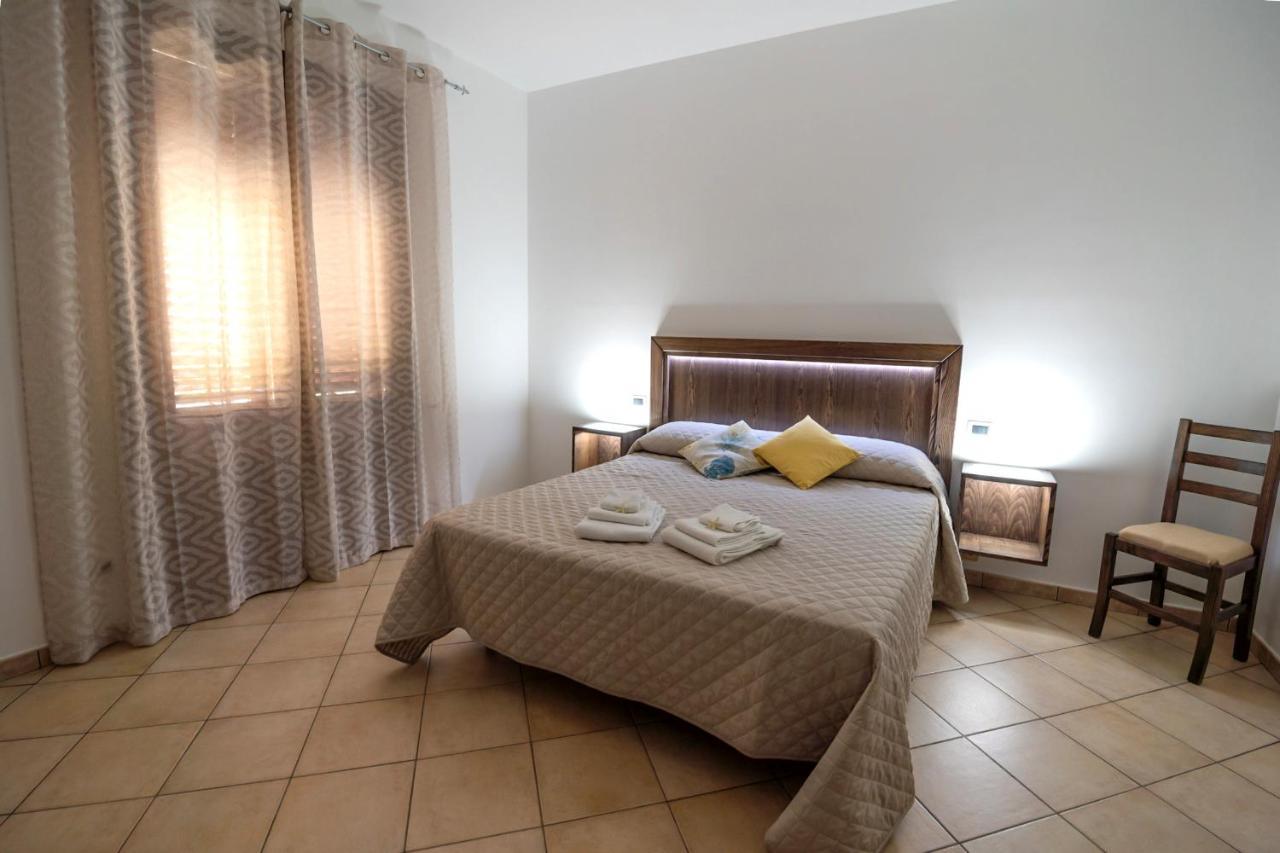 Perla Di Mare Appartamenti Castelluzzo Exteriér fotografie